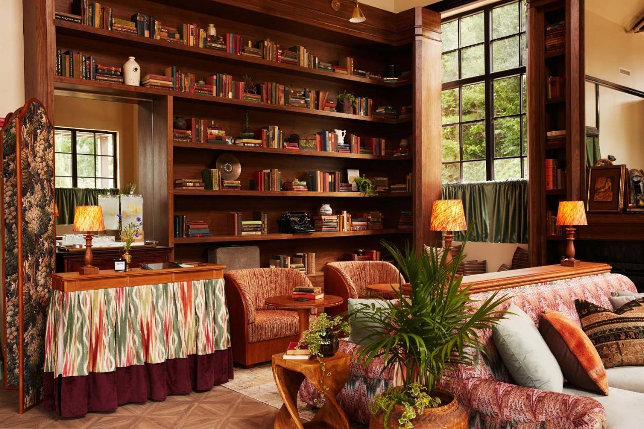 Berkshires Untold Hotel Lenox Exterior photo