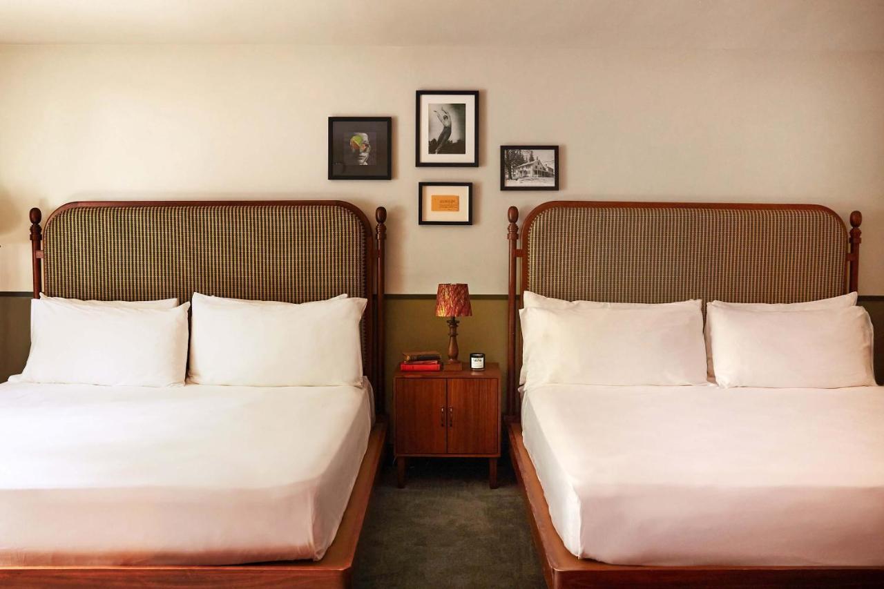 Berkshires Untold Hotel Lenox Exterior photo